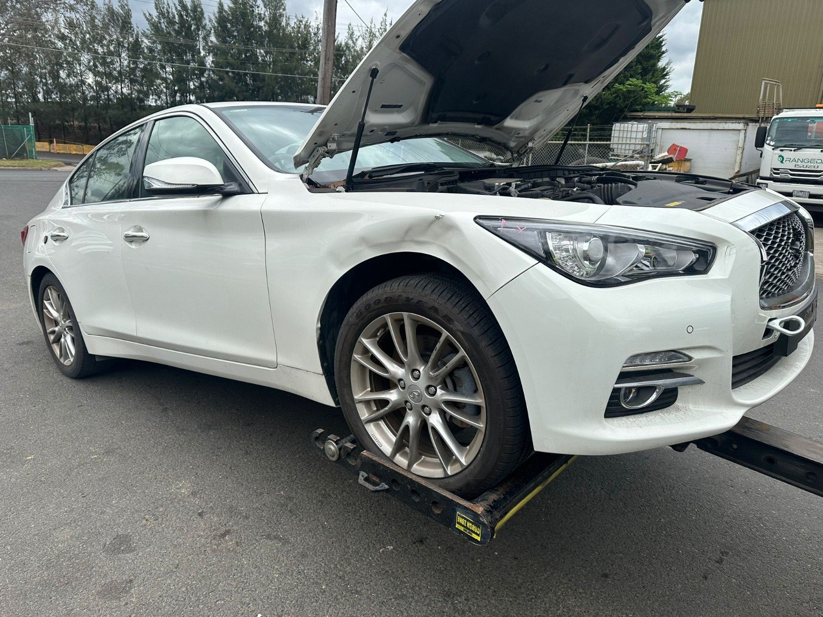 When a 4×4 Becomes More “Driveway Furniture” Than Daily Driver